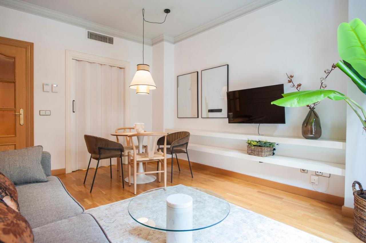 Alterhome Plaza De Cibeles Ii Appartamento Madrid
